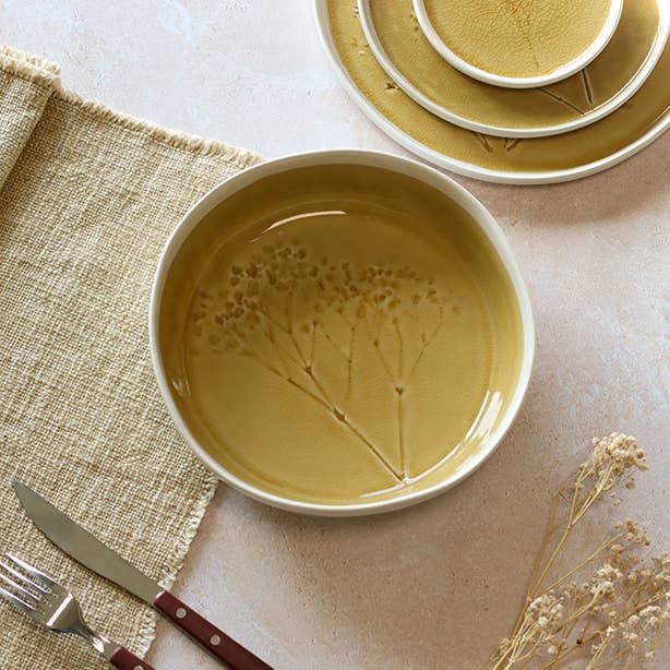 Assiette coupe 15cm jaune en grès FLÉ