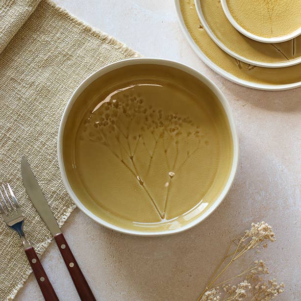 Assiette coupe 15cm jaune en grès FLÉ