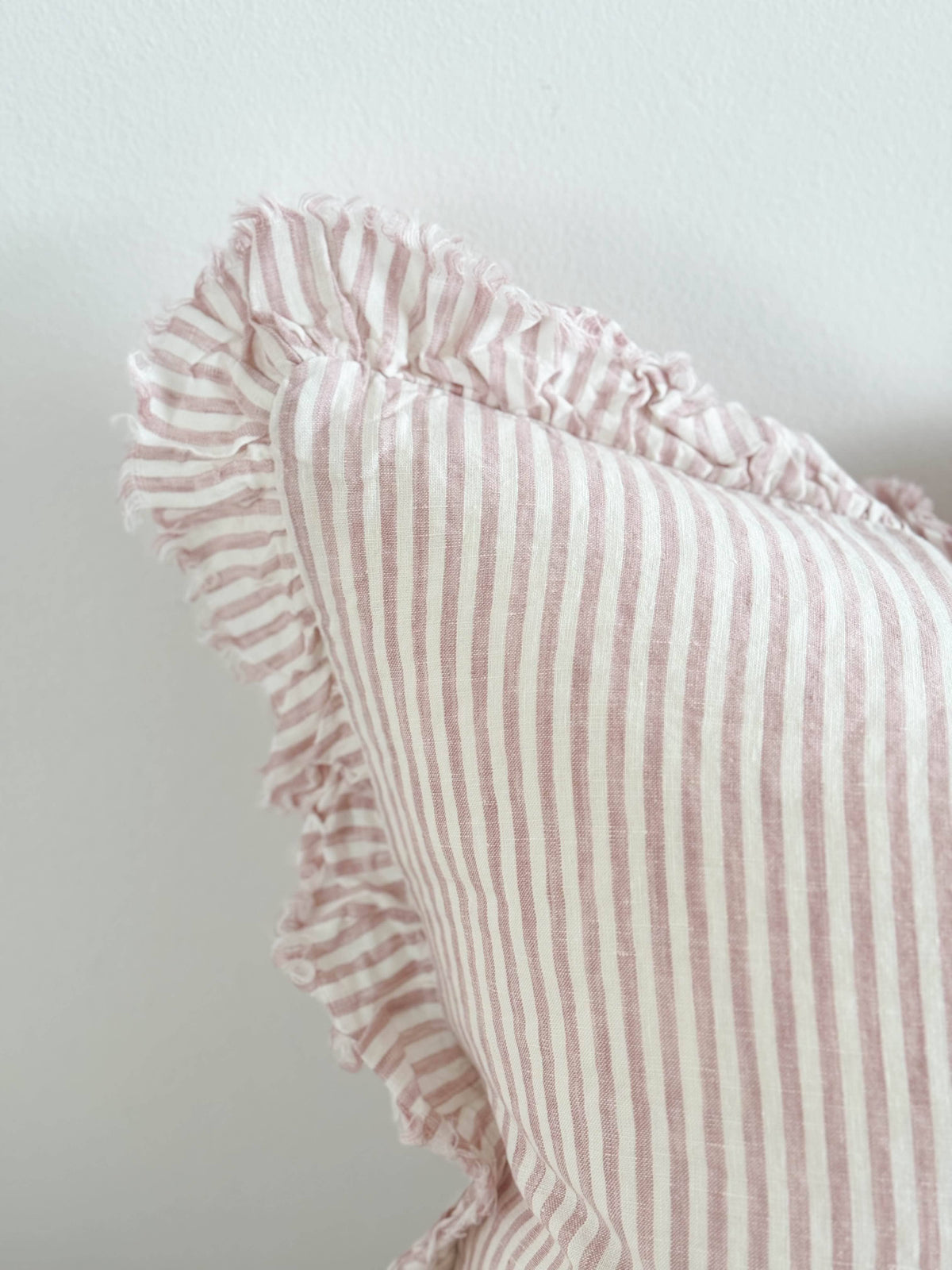 Housse de coussin en lin rose poudré | 45 × 45 cm