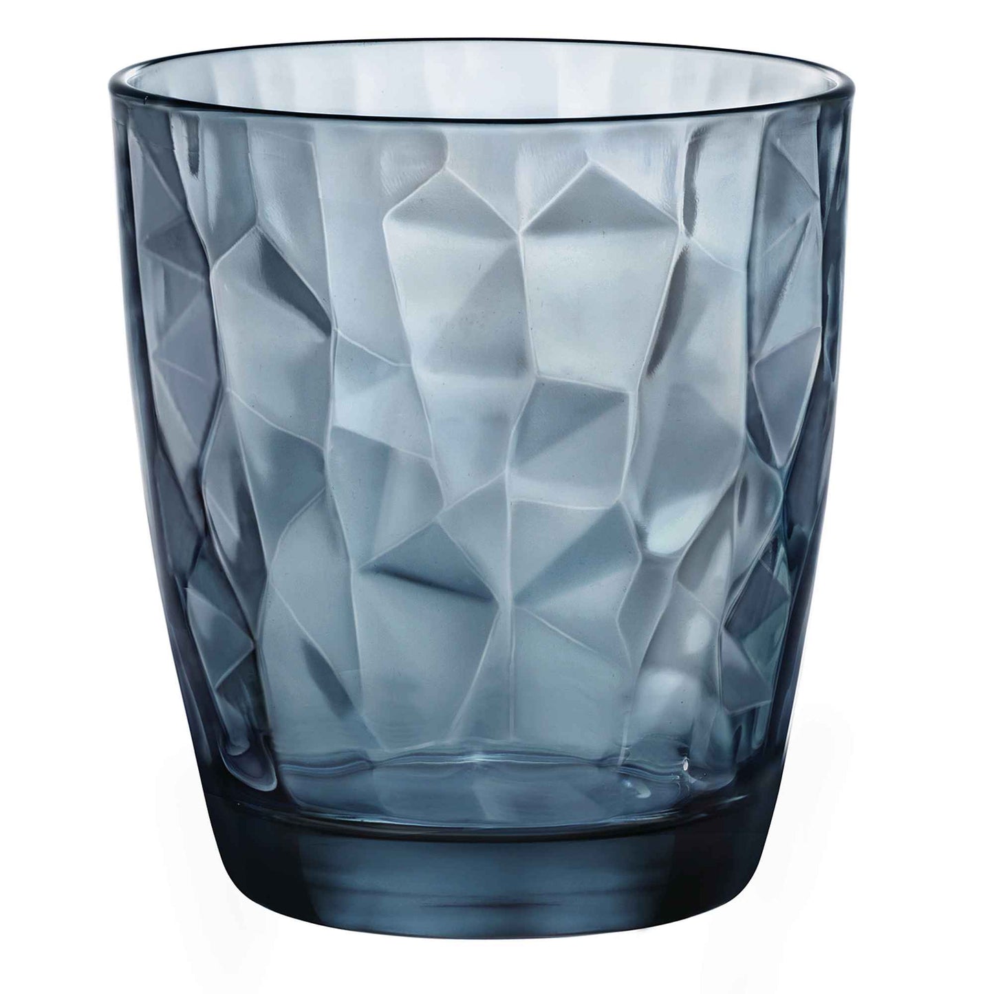 gobelet bleu sculpté sur fond blanc