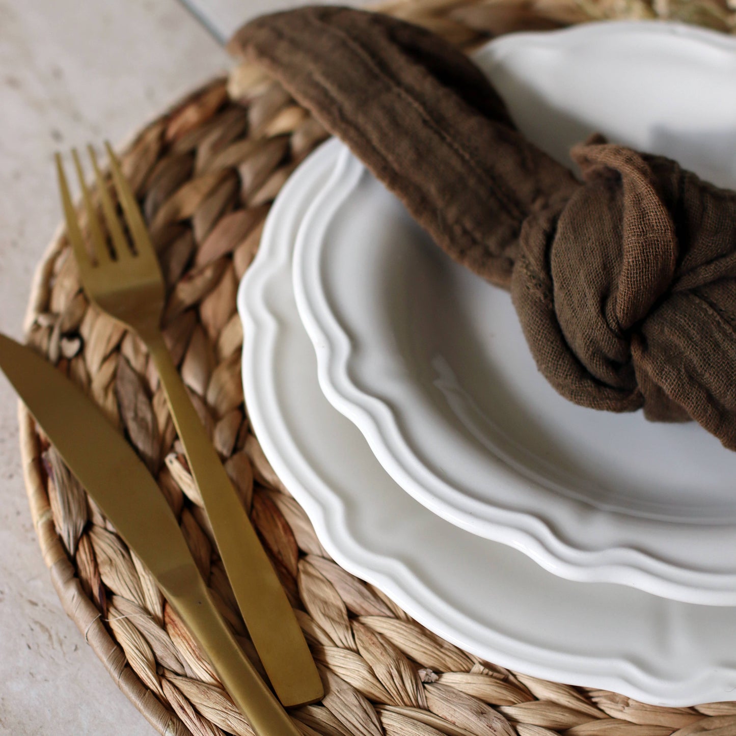 Assiette creuse Charlotte 22cm grès blanc - Madame Beaumont