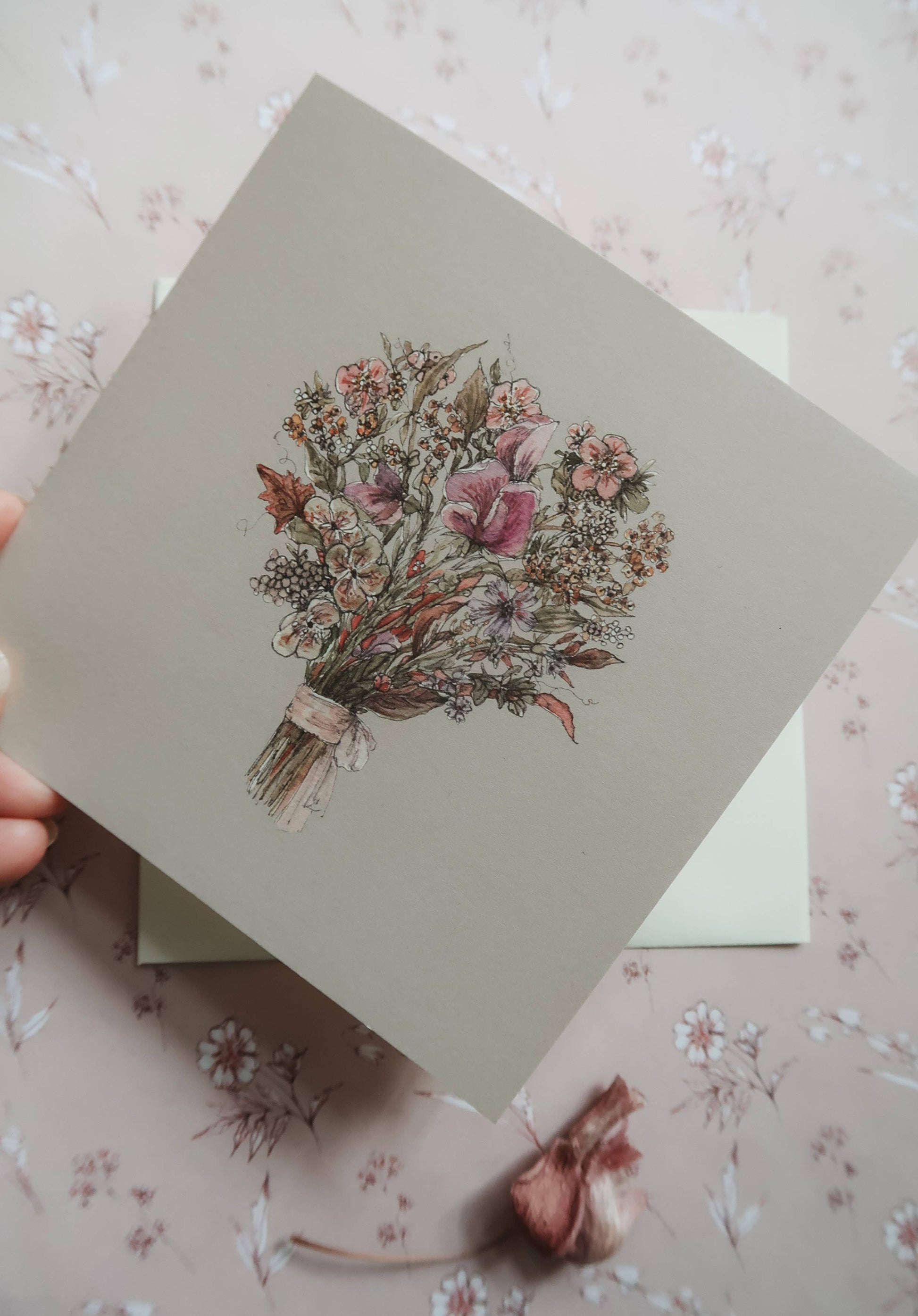 Carte Fleurie – Bouquet de Pois de Senteur (13×13 cm) - Madame Beaumont