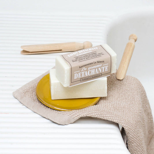 Savon détachant au bicarbonate