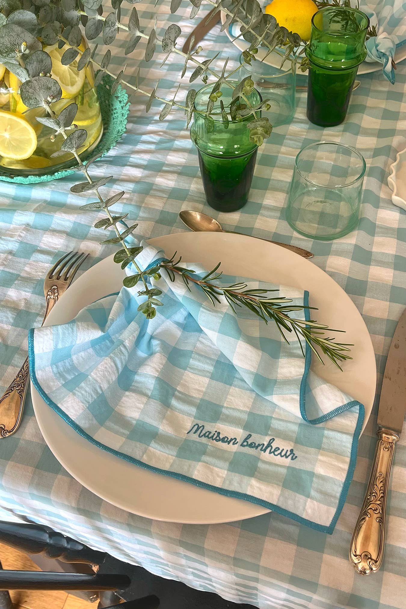 Serviettes de table brodées  à carreaux vichy - 37 modèles