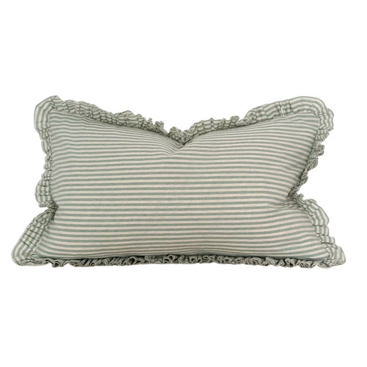 Housse de coussin vert sauge à volants | 50 × 30 cm