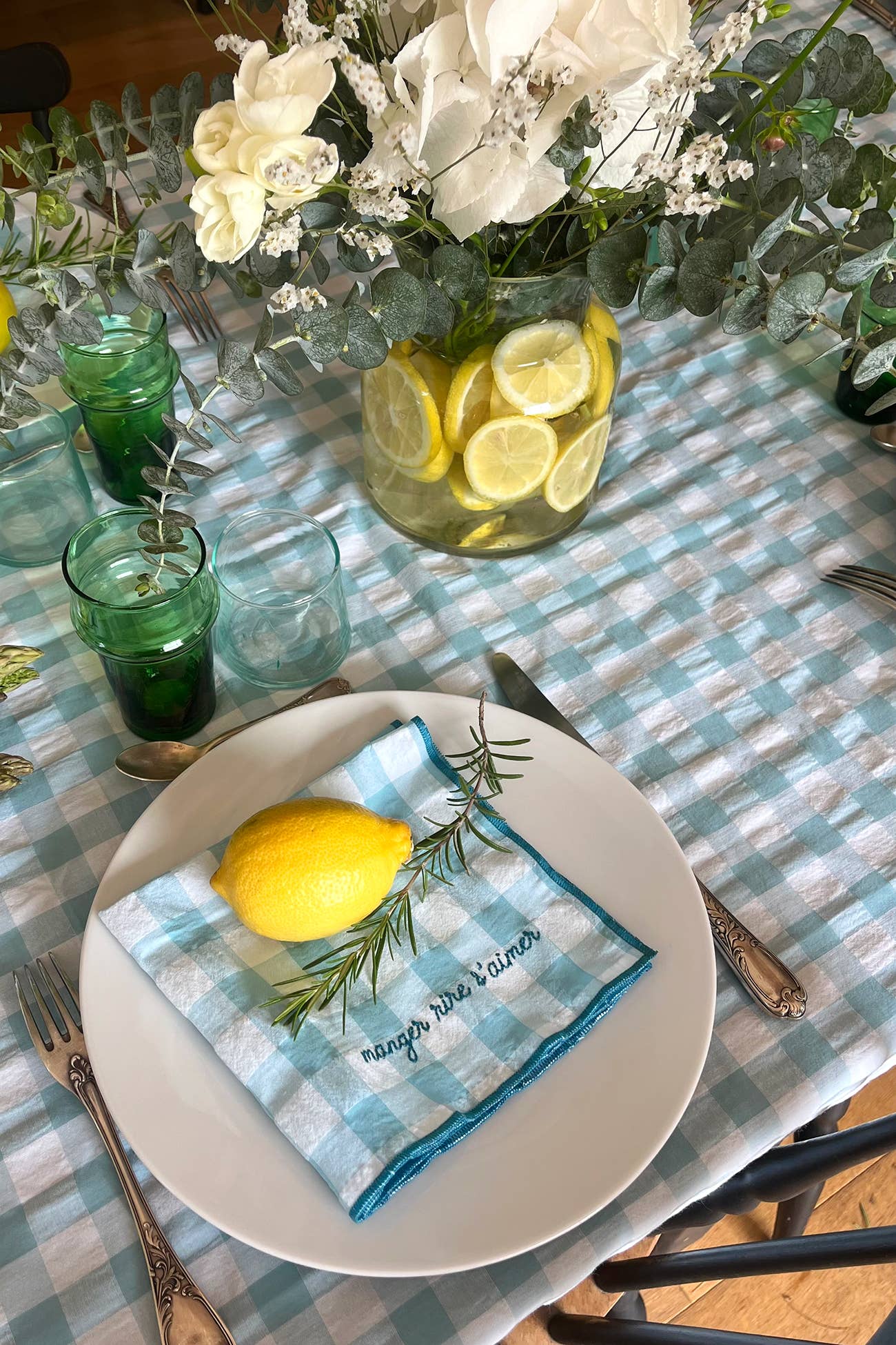 Nappe brodée à carreaux Vichy
