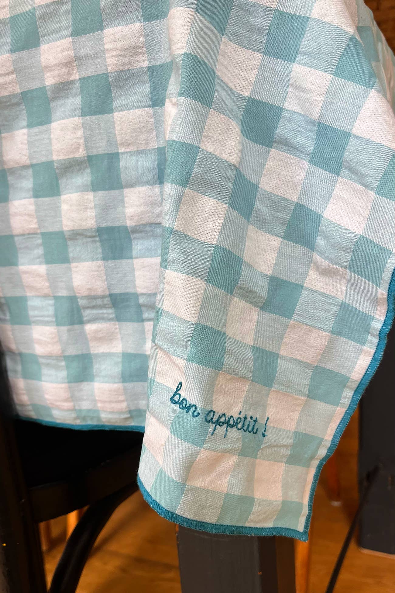 Nappe brodée à carreaux Vichy