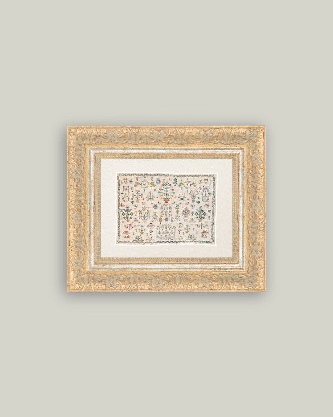 Reproduction d’art Échantillon de tapisserie d’après Griet Ruwen, toile encadrée avec cadre doré patiné, motif floral ancien Madame Beaumont.