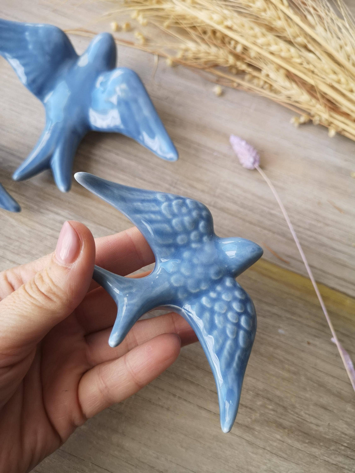 Lot de 4 hirondelles bleues en céramique portugaise