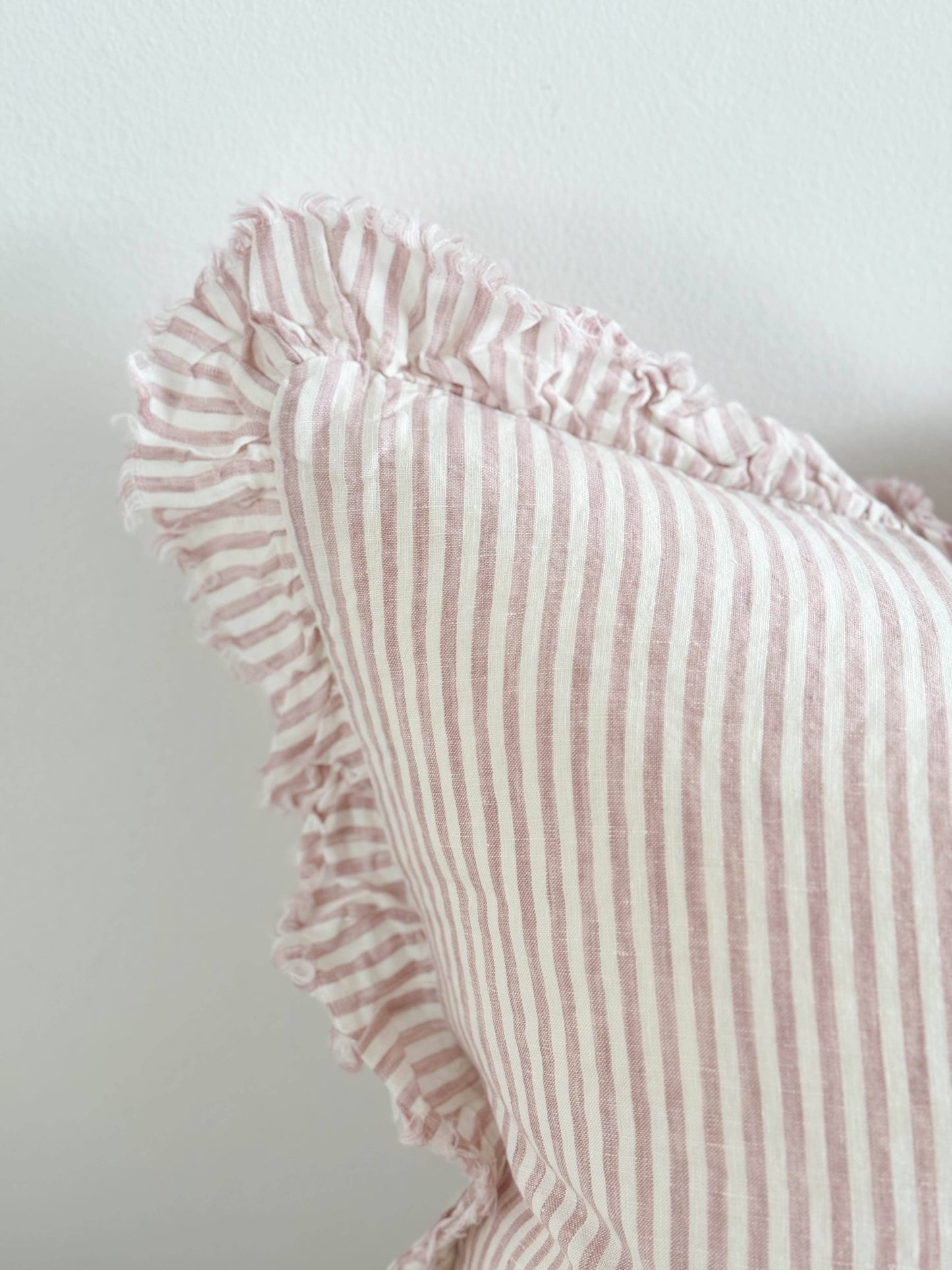 Housse de coussin en lin rose poudré | 45 × 45 cm