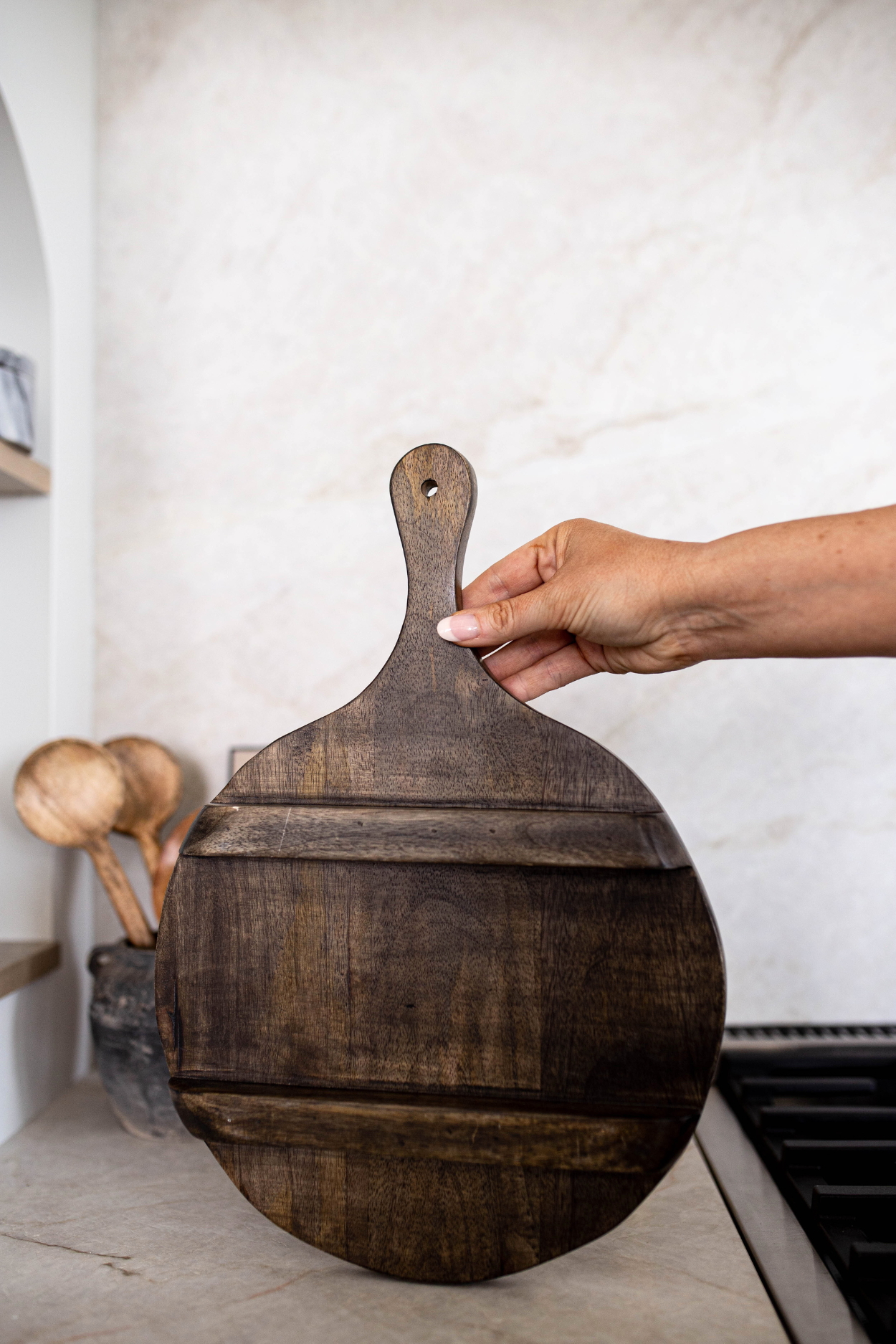 Planche en bois naturel rustique vue de dessous, style campagne chic