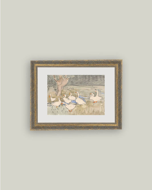 Tableau Les oies du jardin sur toile texturée, oies blanches dans un paysage printanier, cadre doré patiné fait main, format 40,6×30,5 cm.